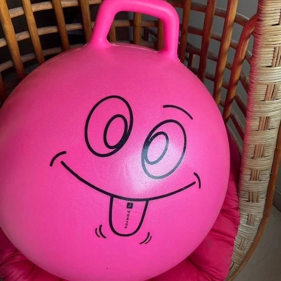Kids Hopper Ball by Decathlon in Pink Colour, size 60 cm - Picture 6 of 9